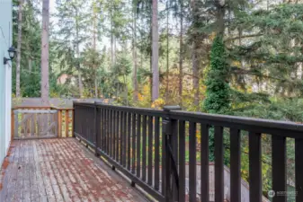 Upstairs deck off of dinning area