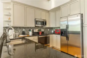 Stainless appliances.