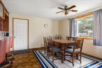 Room for a big table!