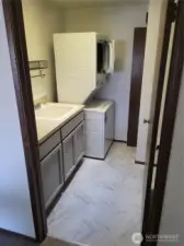 laundry/utility rm 2nd flr