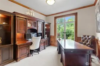 Dedicated office can be converted to bedroom