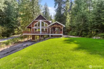 Welcome to 7090 Rainier Way