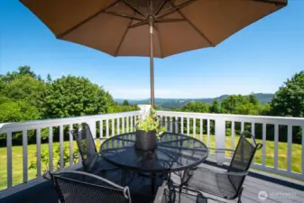 Wrap Around Deck-Views!