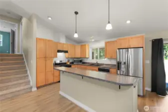 Nice kitchen with Island, and stainless appliances