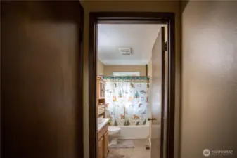 primary bath upstairs
