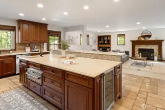 Contains warming/proofing oven