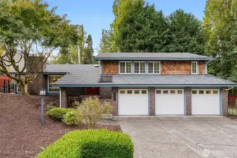 Welcome to your light-filled sanctuary in Lake Forest Park!