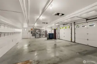 3 car garage with