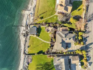 Aerial view highlighting the privacy of the grounds from the street. Note that the property along Normandy Terrace is gated and fully fenced.