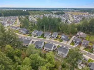 Tucked into a quiet street backing to a lush greenbelt, this home offers the perfect blend of neighborhood charm and natural privacy—just minutes from parks, schools, and everyday conveniences.