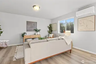 Photographs are for illustrative purposes only. Features, finishes, interior/exterior colors, landscaping and floorplan shown may vary from actual homes built.