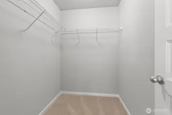 Photographs are for illustrative purposes only. Features, finishes, interior/exterior colors, landscaping and floorplan shown may vary from actual homes built.