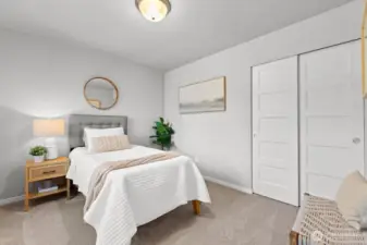 Photographs are for illustrative purposes only. Features, finishes, interior/exterior colors, landscaping and floorplan shown may vary from actual homes built.