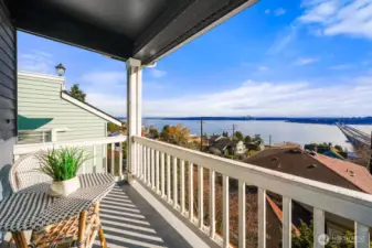 Deck off Family Room