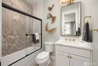 Photos for illustration purposes only & not of actual home for sale. Cascadian model home.