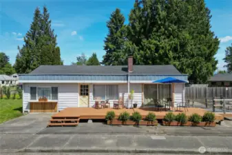 Great opportunity near Linden Golf Club! Just under 1,000 SF, this versatile 2BR/1BA rambler is zoned commercial—ideal for a home office or small business. Configure as 2 offices, a conference room, reception, and lounge—or keep as a cozy residence with den. Features ample paved parking and a spacious, flat lawn. Excellent city and highway access makes this a smart investment for live/work flexibility or professional use.