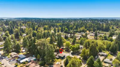 Close to Freeway, Seatac Airport & 15 Minutes to Downtown Seattle