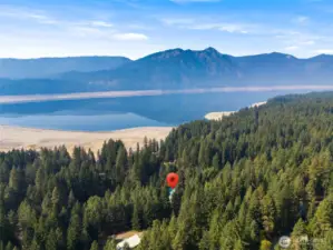 Just across the main road from Lake Cle Elum