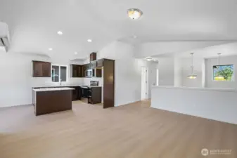 Photographs are for illustrative purposes only. Features, finishes, interior/exterior colors, landscaping and floorplan shown may vary from actual homes built.