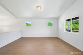 Photographs are for illustrative purposes only. Features, finishes, interior/exterior colors, landscaping and floorplan shown may vary from actual homes built.