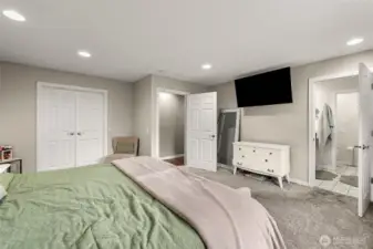 Primary Bedroom Upper