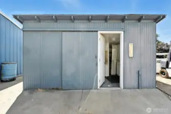 Shed