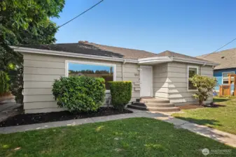 Front entry to home.