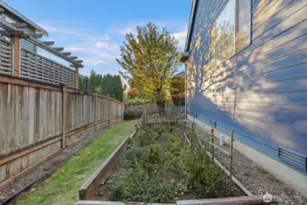 Garden bed