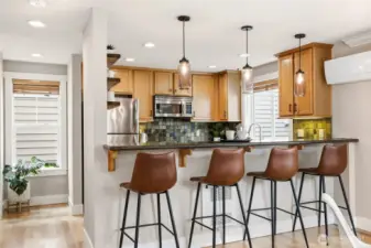 Easy to shift between weekday meals and weekend gatherings.