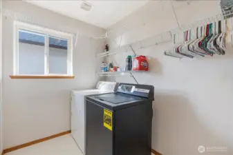 Laundry Room - upstairs