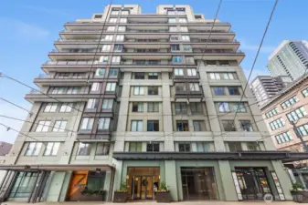 Iconic 98 Union - located across from the Four Seasons!