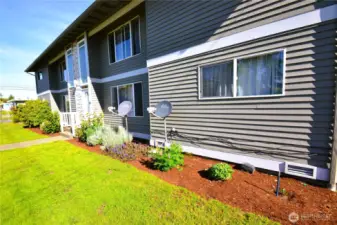 Note quality siding and windows