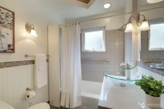 Full bathroom