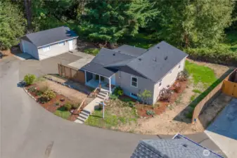 1,242 sq ft house on 1/3 acre near the Warren Ave Bridge