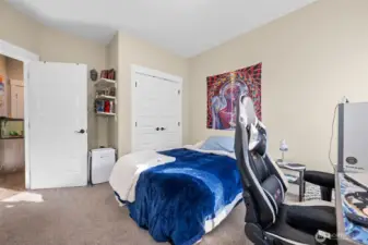 Main floor Bedroom 2