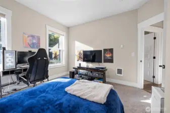 Main floor Bedroom 2