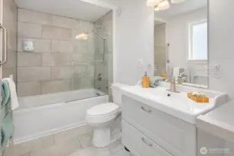 Primary bath