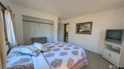 Light and bright primary bedroom.