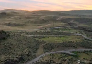 The lots were specifically designed with the landscape in mind. Terraced to take full advantage of the incredible views of the Columbia River and basalt cliffs.