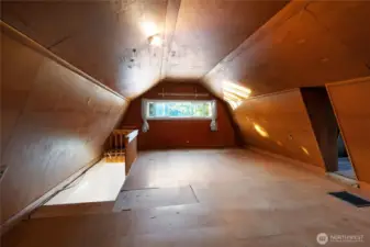 1 Bedroom Cabin with/ small closet