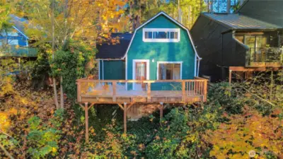 Cabin with back Deck