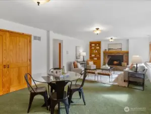 HUGE BASEMENT WITH FULL BATH