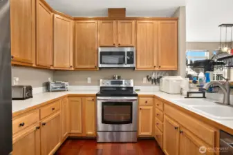 Stainless steel appliances, plenty of counter space and a double sink!