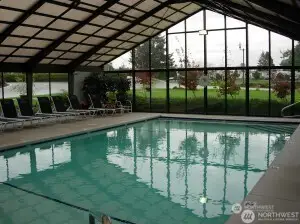Indoor swimming with spa and sauna.