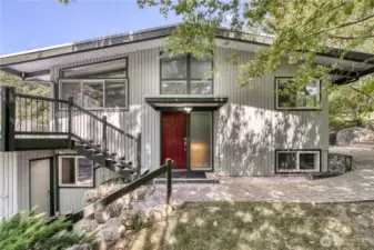 Mid-Century Modern at its Best!