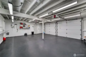 220V 50A service
