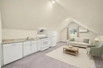 MIL Kitchen/Living room off the main upstairs area and has it's own entrance. Lot's of space. Newer carpet, appliances etc.