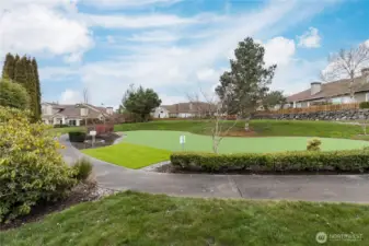 Enjoy unparalleled access to community amenities, with the putting green and paved walking trails literally steps from your back door.