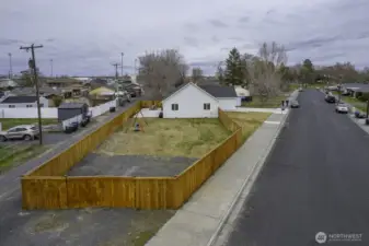 As you can see, there is space for both parking through the double gate on the gravel and for various activities on the grass