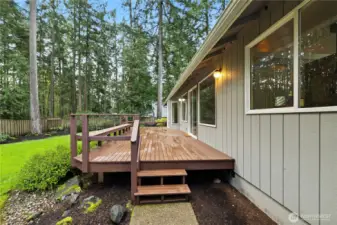 Expansive deck to enjoy gatherins